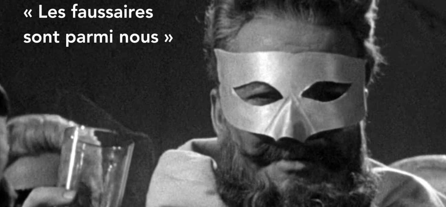 Photo en noir et blanc d'un homme avec un masque sur les yeux